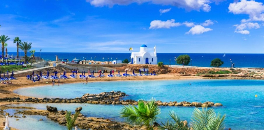 Πρωτιά και φέτος για την Κύπρο - Τα καθαρότερα νερά κολύμβησης στο νησί της Αφροδίτης!